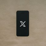 X lanza Stories, que ofrece noticias resumidas por Grok AI