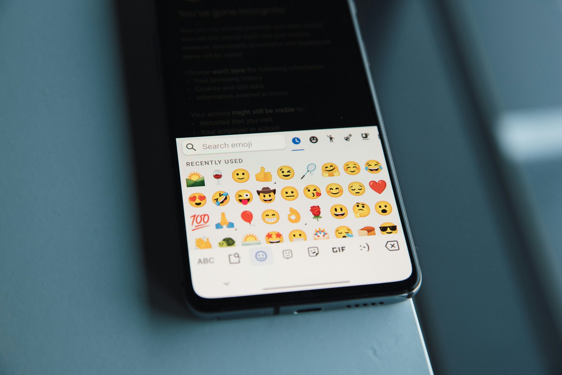 Google ha rediseñado el selector de emojis de Gboard